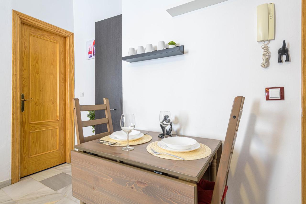 WintowinRentals Coqueto apartamento en el Centro de Málaga Esterno foto