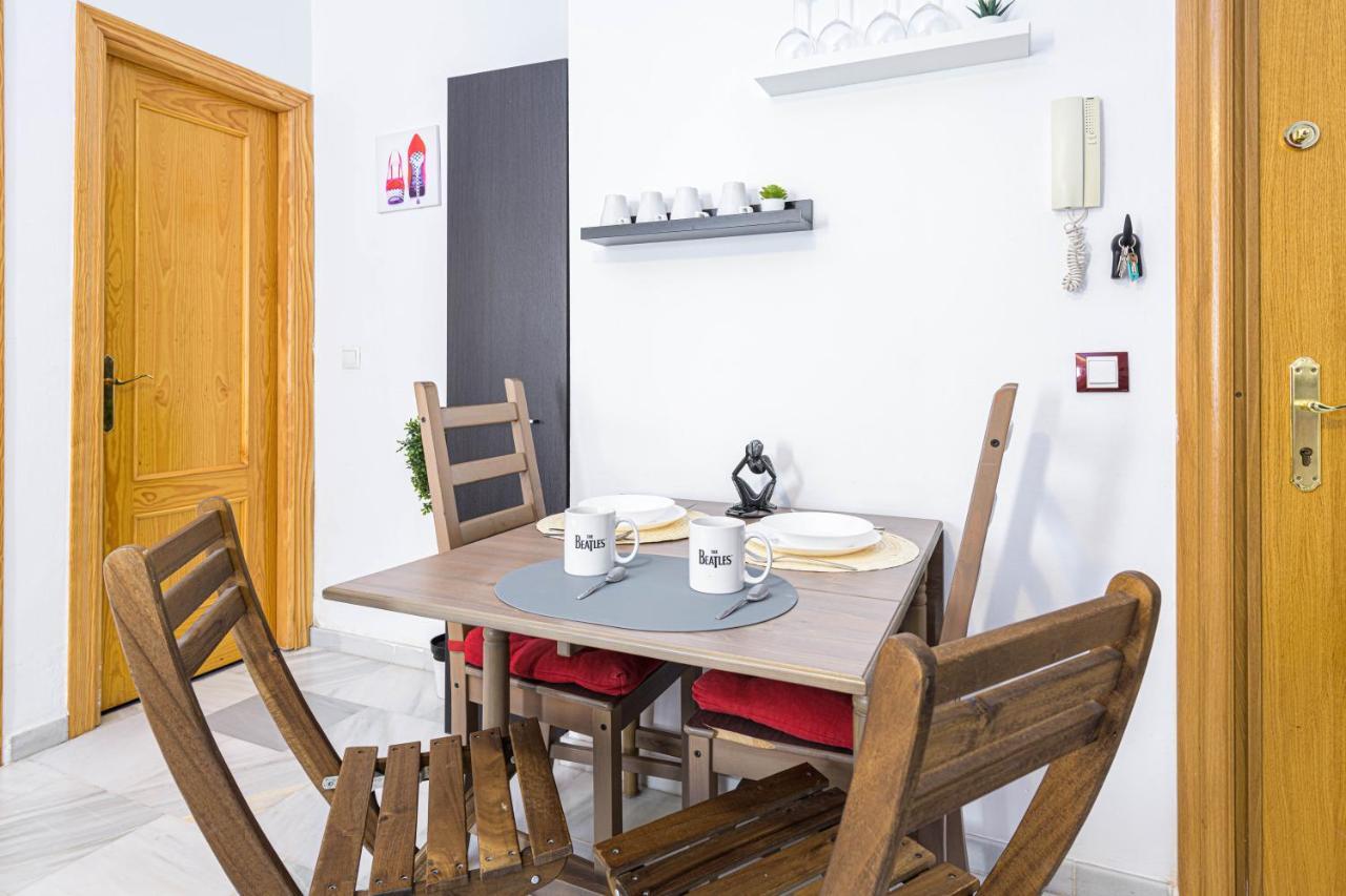 WintowinRentals Coqueto apartamento en el Centro de Málaga Esterno foto